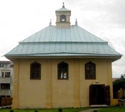 Title: A Karaite synagogue in Lithuania Source: http://www.flickr.com/photos/moacir/3705133933/