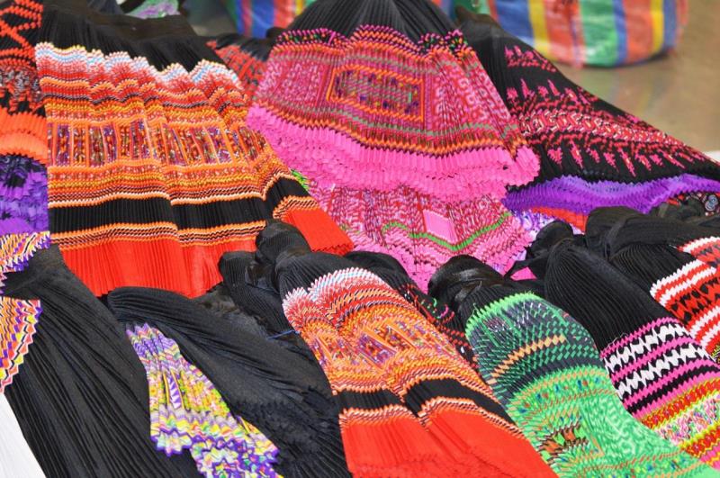 Hmong Cloth Photo by PxHere.com