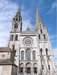 Chartres cathedral in France, example of Gothic architecture Source: http://www.flickr.com/photos/stevecadman/753674780/
