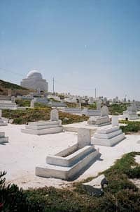 Title: Muslim cemetery, Tunisia Source: http://www.flickr.com/photos/15132846@N00/2530980393/
